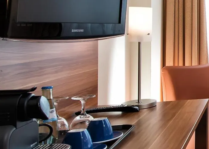 Western Seminarius 3*