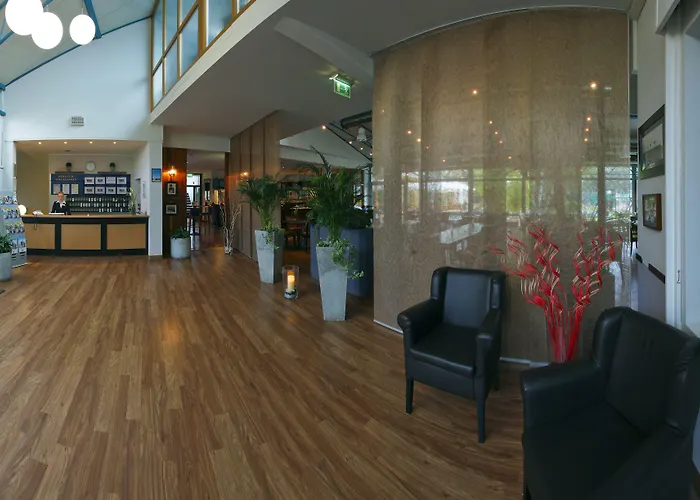 Отель Western Seminarius